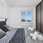 Apartment Aenei Delux Rijeka